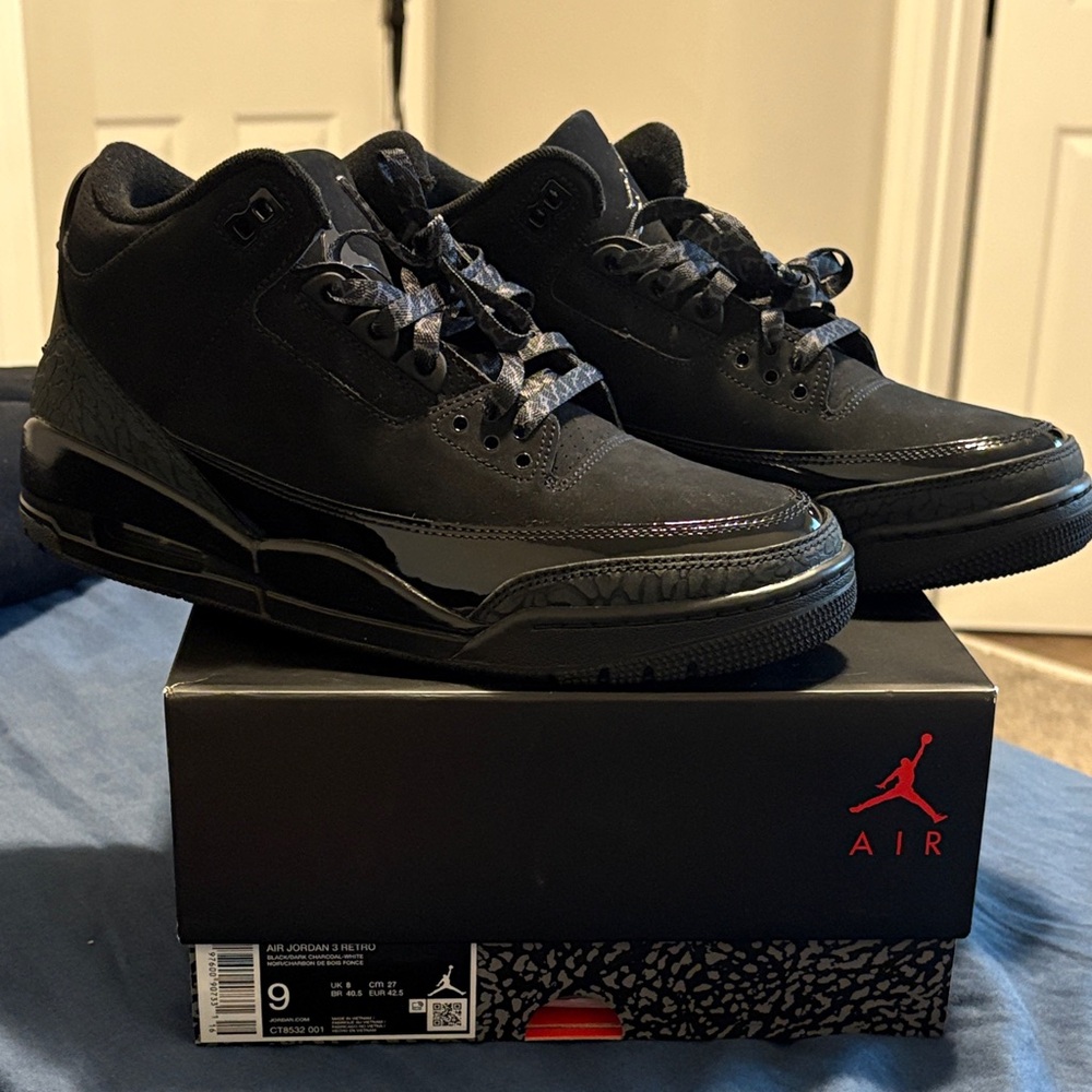 Air Jordan 3 Retro Sneakers